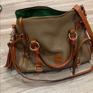 AUTHENTIC DOONEY&BOURKE SATCHEL/crossbody